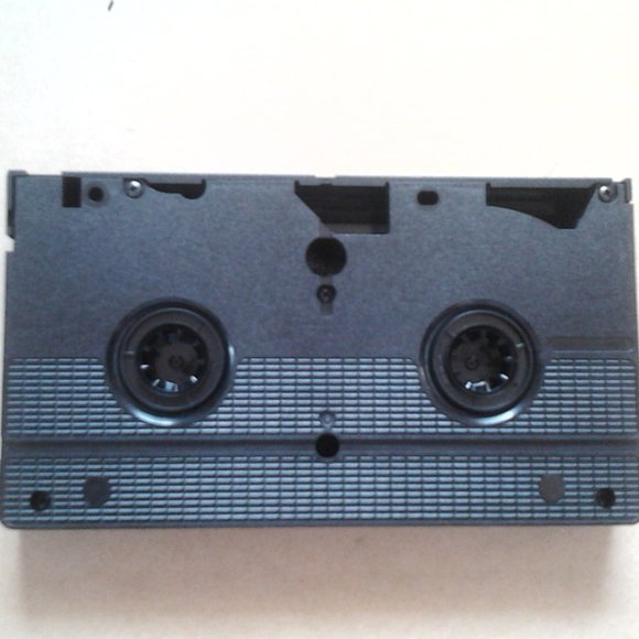 SEGA Dreamcast Collectible VHS Tape - Picture 2 of 2